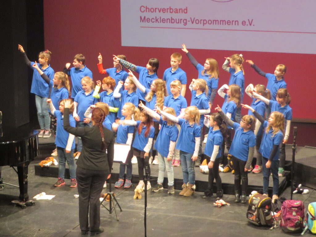 Kinderchor der Grundschule am Mühlenteich bei Konzert